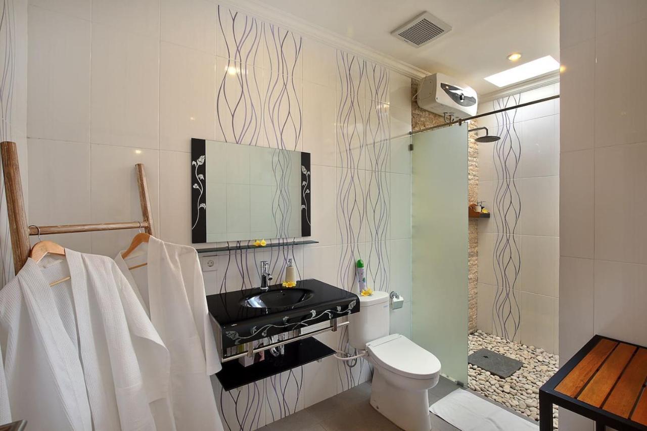 Kae Villa Anggrek Seminyak Extérieur photo